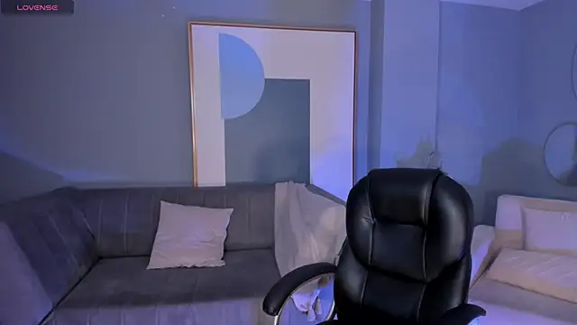 AllyJensen online show from March 10, 2025, 10:59 am