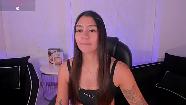 Snapshot of AllyJensen chatting on July 16, 2026, 10:43 am AllyJensen online show from July 16, 2026, 10:43 am