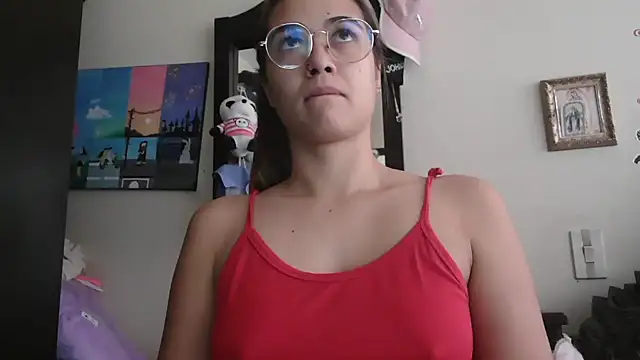 trianabell online show from March 22, 2026, 3:48 pm