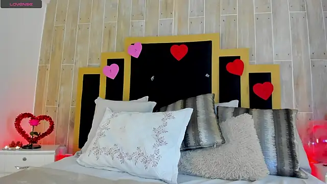 Snapshot of TamyHoney chatting on February 14, 2025, 11:09 pm TamyHoney online show from February 14, 2025, 11:09 pm