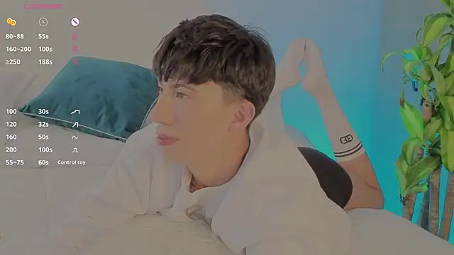 Snapshot of FabianPriince chatting on November 9, 2025, 7:34 pm FabianPriince online show from November 9, 2025, 7:34 pm