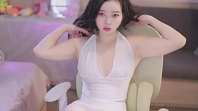 Snapshot of lilies-sweet chatting on October 17, 2025, 11:46 am lilies-sweet online show from October 17, 2025, 11:46 am