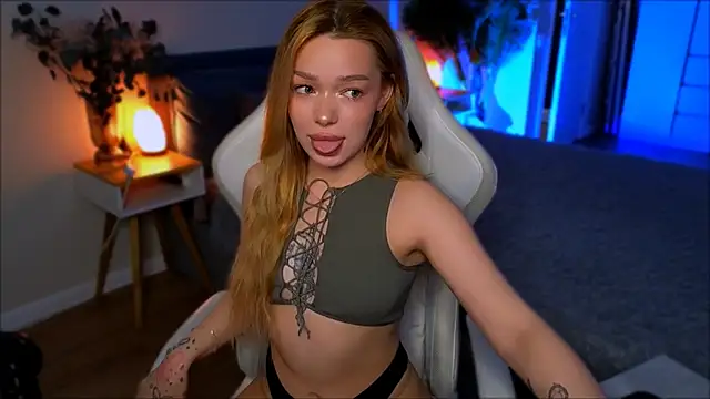 Lily Yin online show from June 11, 2026, 6:11 am