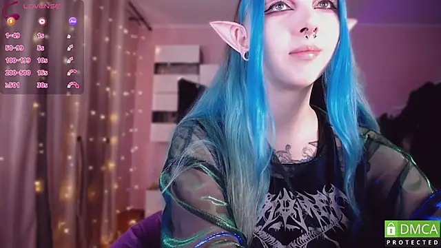 JustMeowGirl online show from December 3, 2025, 5:48 am