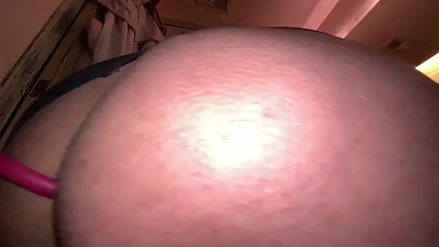 sissysylvia online show from June 19, 2026, 10:19 am