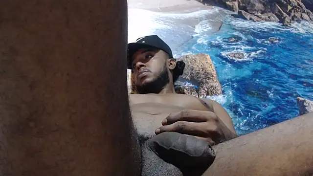 Snapshot of gavi_19cm chatting on October 31, 2025, 4:52 pm gavi 19cm online show from October 31, 2025, 4:52 pm