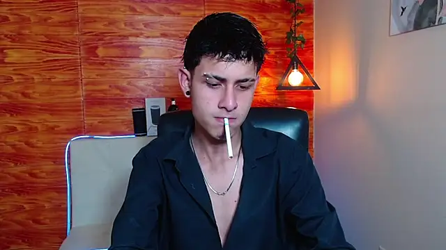 Snapshot of Bastiaan_28 chatting on January 31, 2025, 3:09 am Bastiaan 28 online show from January 31, 2025, 3:09 am