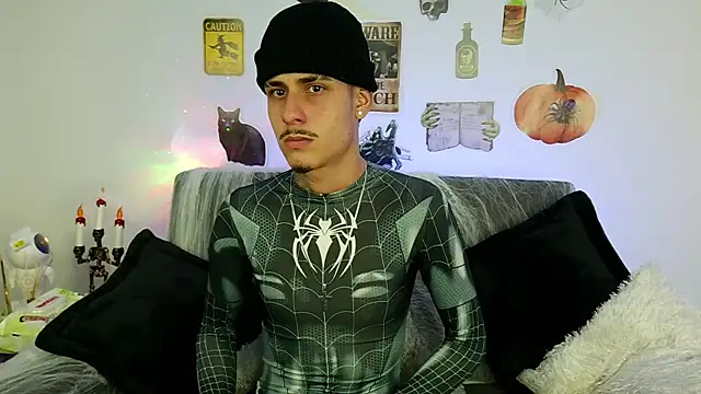 Bastiaan 28 online show from October 18, 2025, 3:31 am