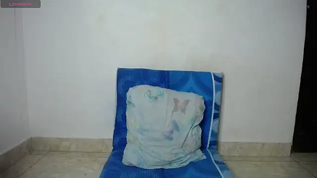 Eros Smit online show from June 11, 2026, 2:37 pm