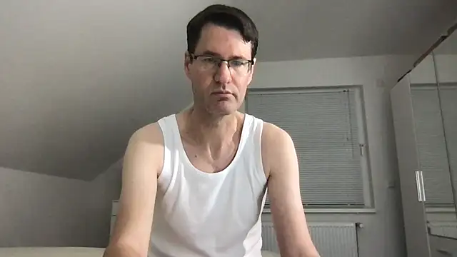 zxzx cam1 online show from December 14, 2025, 5:18 pm