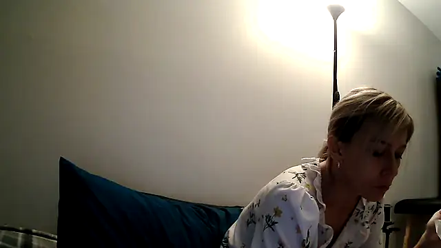 anechka1 online show from October 26, 2025, 1:00 am