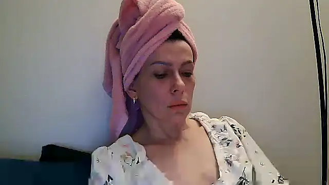 anechka1 online show from March 10, 2026, 11:43 pm