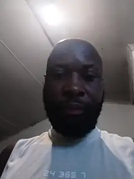 Stallion100 online show from November 2, 2025, 4:04 am