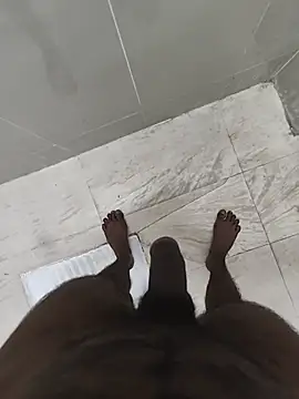 Sweety Tamil boy online show from November 17, 2025, 4:40 am