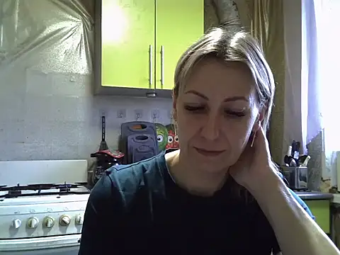 AshleyXHoney online show from October 24, 2025, 6:10 am