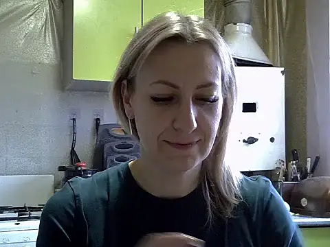 AshleyXHoney online show from November 6, 2025, 8:04 am