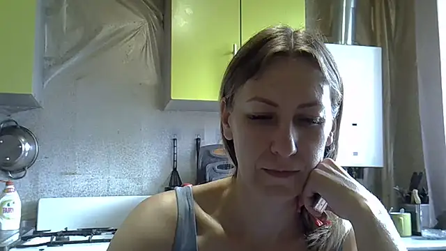 Snapshot of AshleyXHoney chatting on May 29, 2026, 7:50 am AshleyXHoney online show from May 29, 2026, 7:50 am