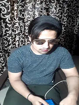 Snapshot of 69venom69 chatting on March 21, 2025, 8:50 pm 69venom69 online show from March 21, 2025, 8:50 pm