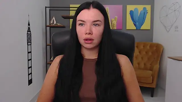 MadisonGomes online show from October 17, 2025, 7:33 am