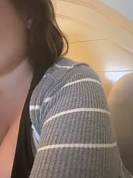 Snapshot of MilfyMrsRobinson chatting on November 14, 2025, 1:48 am MilfyMrsRobinson online show from November 14, 2025, 1:48 am