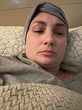 MilfyMrsRobinson online show from May 28, 2026, 12:41 am