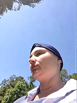 MilfyMrsRobinson online show from May 29, 2026, 2:37 pm