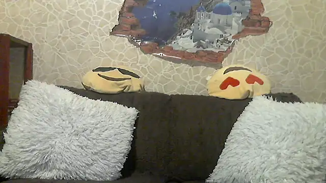 Snapshot of MerryBerry chatting on November 5, 2025, 8:58 am MerryBerry online show from November 5, 2025, 8:58 am