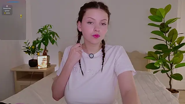 pusichka online show from December 5, 2025, 10:46 am