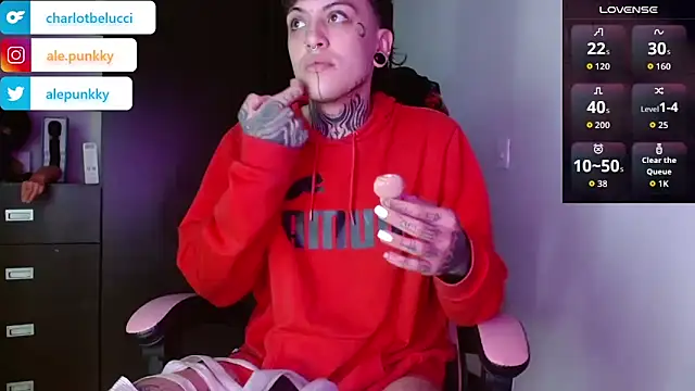 charlotbelucci  online show from November 18, 2025, 10:20 am