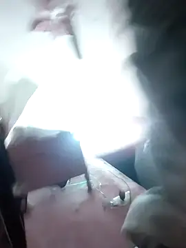 Snapshot of ListedLoin chatting on November 7, 2025, 1:27 am ListedLoin online show from November 7, 2025, 1:27 am