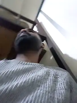 ListedLoin online show from November 23, 2025, 4:51 pm