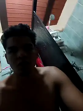 Snapshot of VERGOSAN18CM chatting on March 11, 2025, 5:27 am VERGOSAN18CM online show from March 11, 2025, 5:27 am