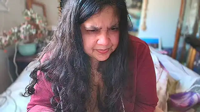 MelanieFawker online show from January 28, 2025, 8:47 pm