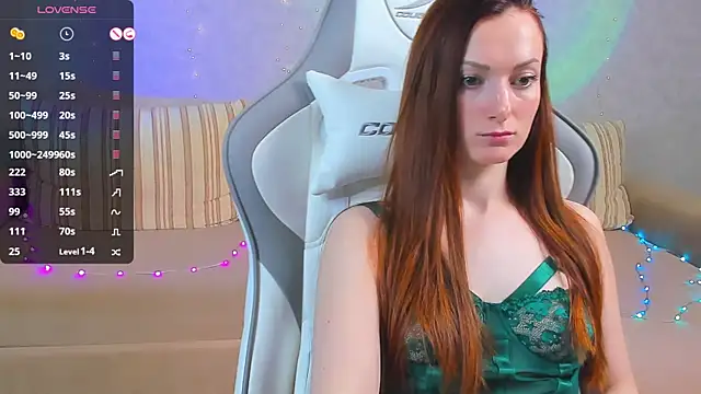 Snapshot of FlamyGold chatting on February 7, 2025, 2:29 am FlamyGold online show from February 7, 2025, 2:29 am