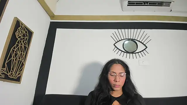 EmilyGomezLS online show from March 31, 2026, 11:32 am
