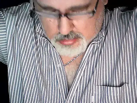 cashot58 online show from October 7, 2025, 4:26 pm