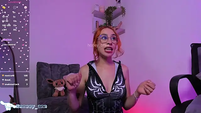 Victoria-ross online show from April 9, 2026, 1:27 am