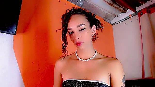 Bigcatalove online show from March 21, 2025, 6:07 pm