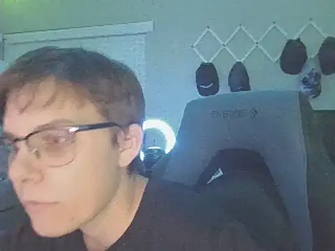 KaliSnow199623 online show from December 5, 2024, 1:36 am