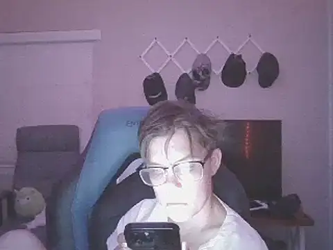 KaliSnow199623 online show from January 10, 2025, 6:09 am