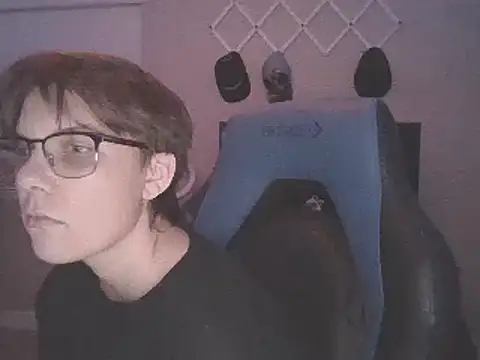 KaliSnow199623 online show from February 7, 2025, 4:37 am