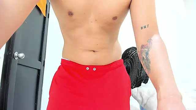 miasoldatty online show from April 13, 2026, 9:37 am