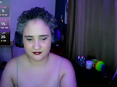 Snapshot of lolalicious_758 chatting on November 16, 2025, 3:45 am lolalicious 758 online show from November 16, 2025, 3:45 am