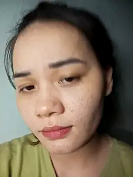 Snapshot of Ngoc-Trinh chatting on December 2, 2024, 3:25 pm Ngoc-Trinh online show from December 2, 2024, 3:25 pm