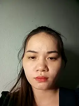 Snapshot of Ngoc-Trinh chatting on December 7, 2024, 3:52 pm Ngoc-Trinh online show from December 7, 2024, 3:52 pm