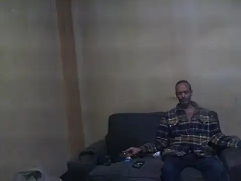 Snapshot of tomeliviathan chatting on February 3, 2025, 4:46 am tomeliviathan online show from February 3, 2025, 4:46 am