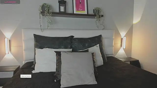 sofi bakerr online show from March 17, 2026, 11:35 am