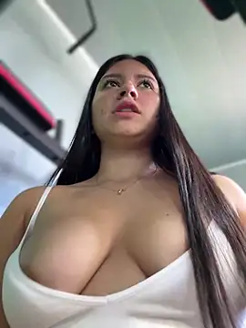 Snapshot of VAL_PRINCESS chatting on January 12, 2025, 3:14 pm VAL PRINCESS online show from January 12, 2025, 3:14 pm