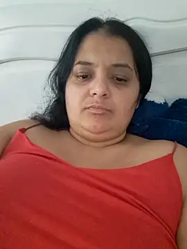 sarahhh1987 online show from November 22, 2025, 10:03 am