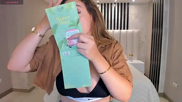 BellaRose X online show from March 29, 2026, 11:38 pm